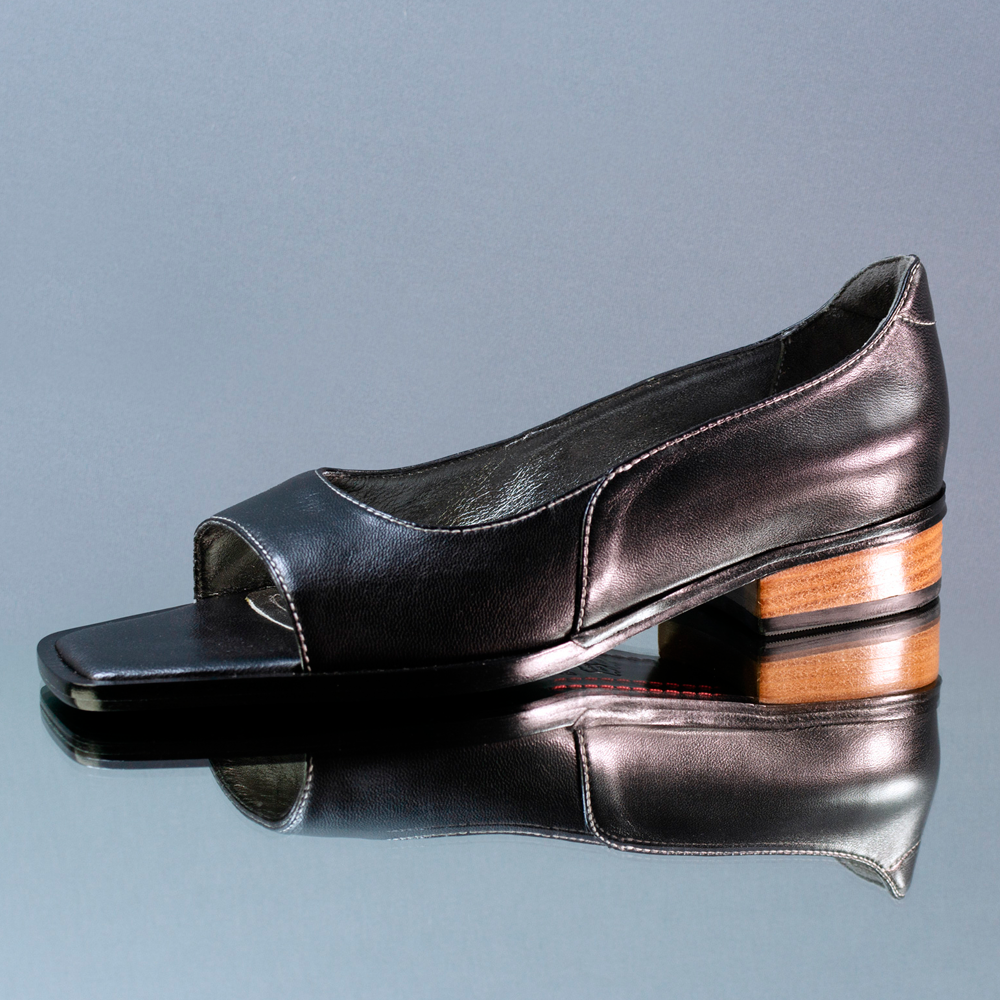 Di Carol Pelica Preta